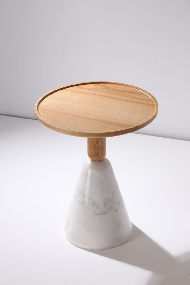 Round coffee table in cream style