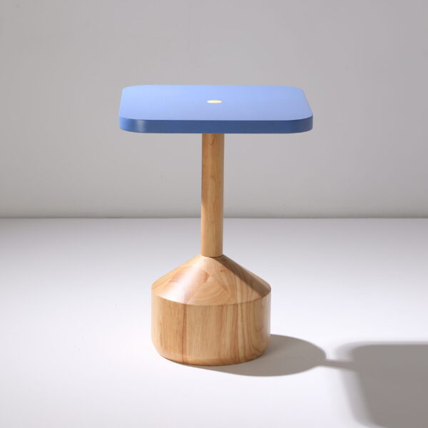 Mediterranean Style Wood / Iron Side Table