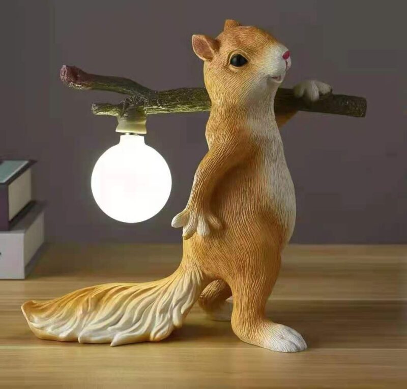Creative Resin Glass Squirrel Table Lamp Hand-painted