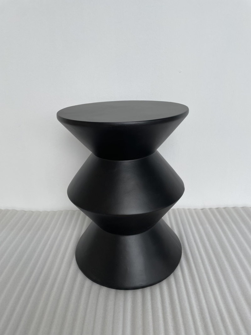 Magnesium Oxide Black Side Table 2024-3