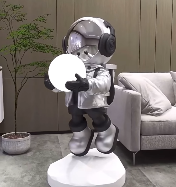 Modern Fiberglass Golden Astronaut Ornament Floor Lamp