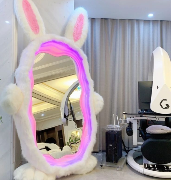 Cute LED PE Rabbit Floor Lamp Mirror