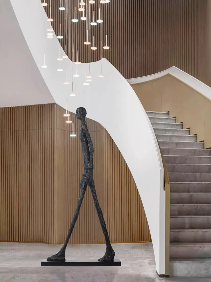 Modern Fiberglass Black Walking Man Sculpture Indoor And Outdoor Art Statue