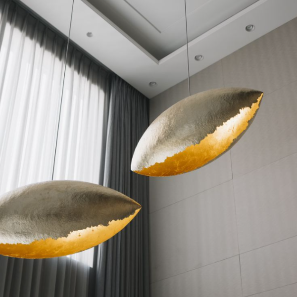 Creative Fiberglass Steel Golden Pendant Lamp