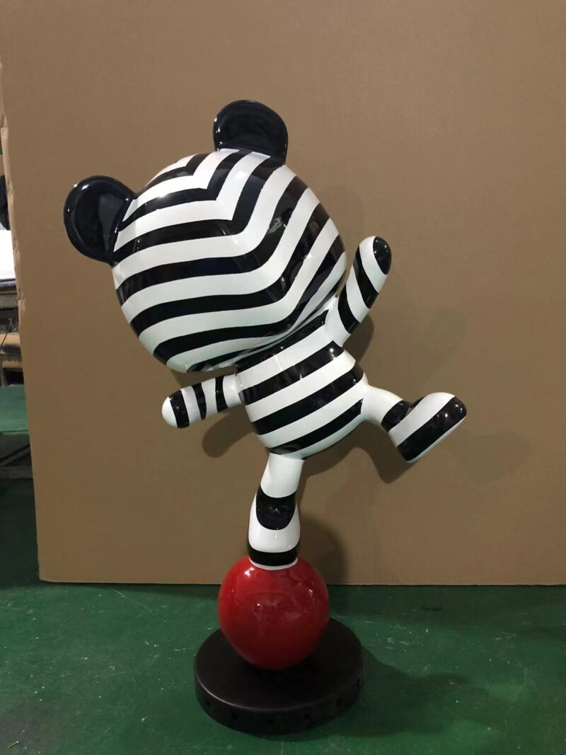 Creative Animal Zebra Bear Fiberglass Sculpture Ornament