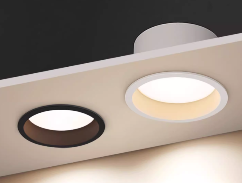 The Modern 7W Cast Iron Narrow Border Glare LED Wall Washing Light features a 75MM cut-out size and comes in white, black, and white+black. With color temperatures of 3000K, 4000K, and 6000K, and a CRI ≥ 85, it is perfect for indoor lighting, bedrooms, studies, and both commercial and residential use. Energy-efficient and backed by a 2-year warranty, this lamp is a market bestseller.