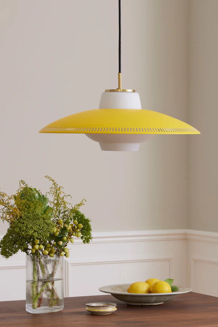 Modern Minimalist Nordic Style Restaurant Bar Glass UFO Lighting Fixtures Bedroom Study Pendant Lamp E27