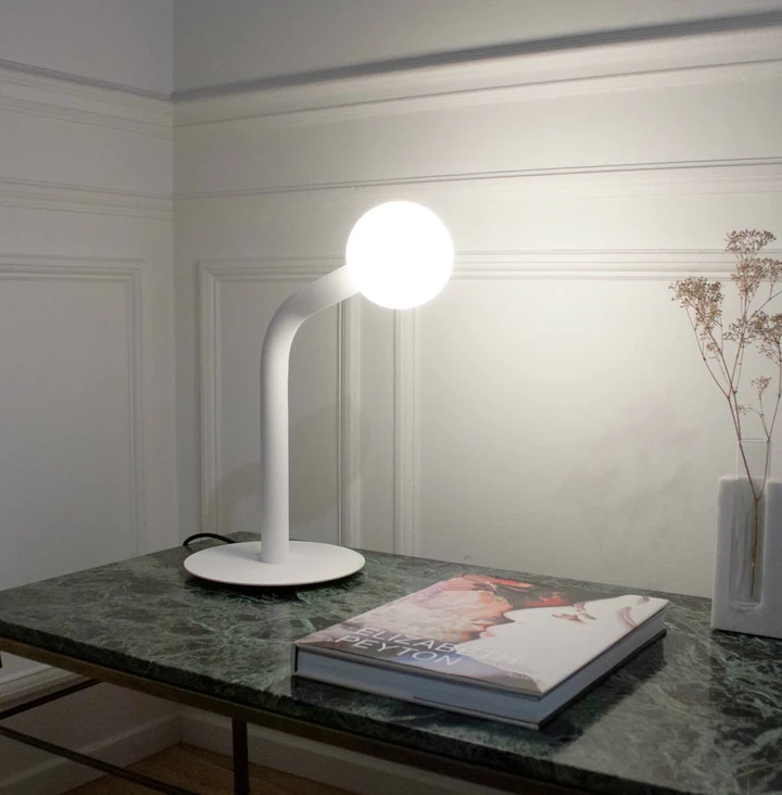 Minimalist Modern ins Glass Desk Light Living Room Bedroom Atmosphere Table Lamp White G9