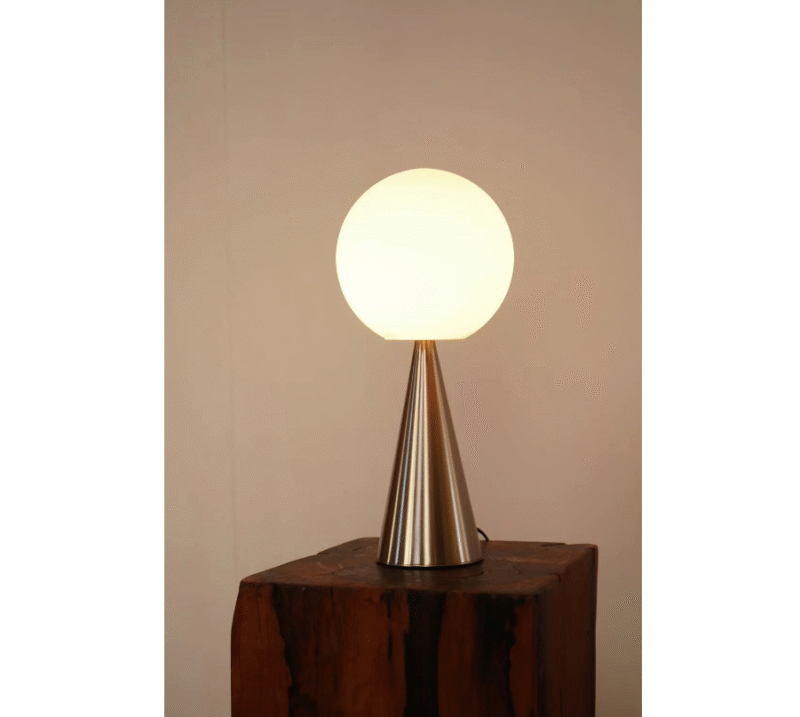 Minimalist Creative Acrylic Desk Light Decoration Study Bedroom Table Lamp E14