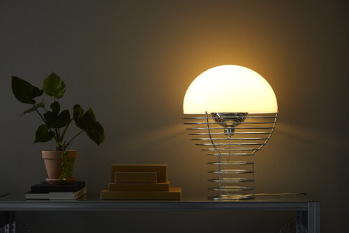 Postmodern Minimalist Creative Study Acrylic Desk Light Metal Spring Decorative Table Lamp E27