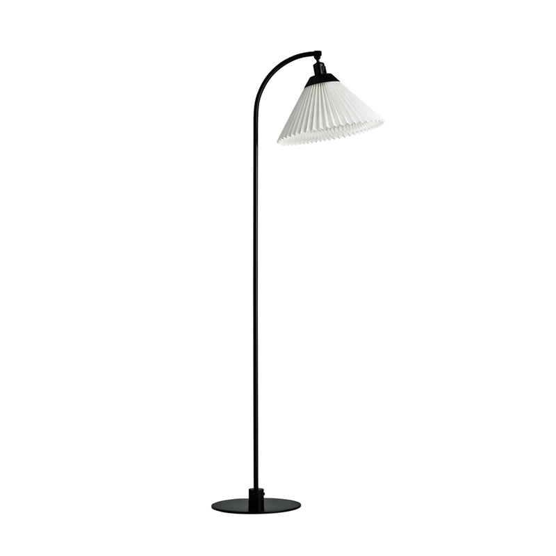Le Klint 368 Classic Floor Lamp