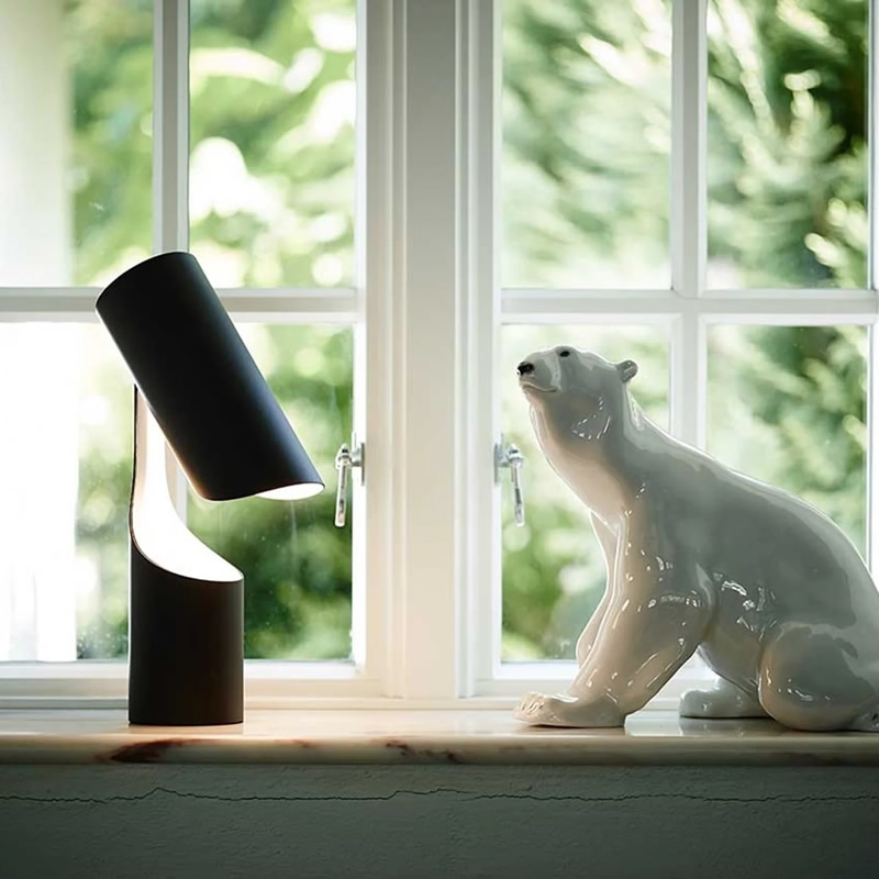Le Klint 353 Mutatio Study Table Lamp