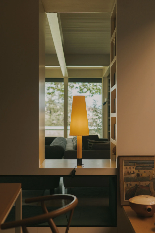 Stitched Beige Parchment Table Lamp Basica M2