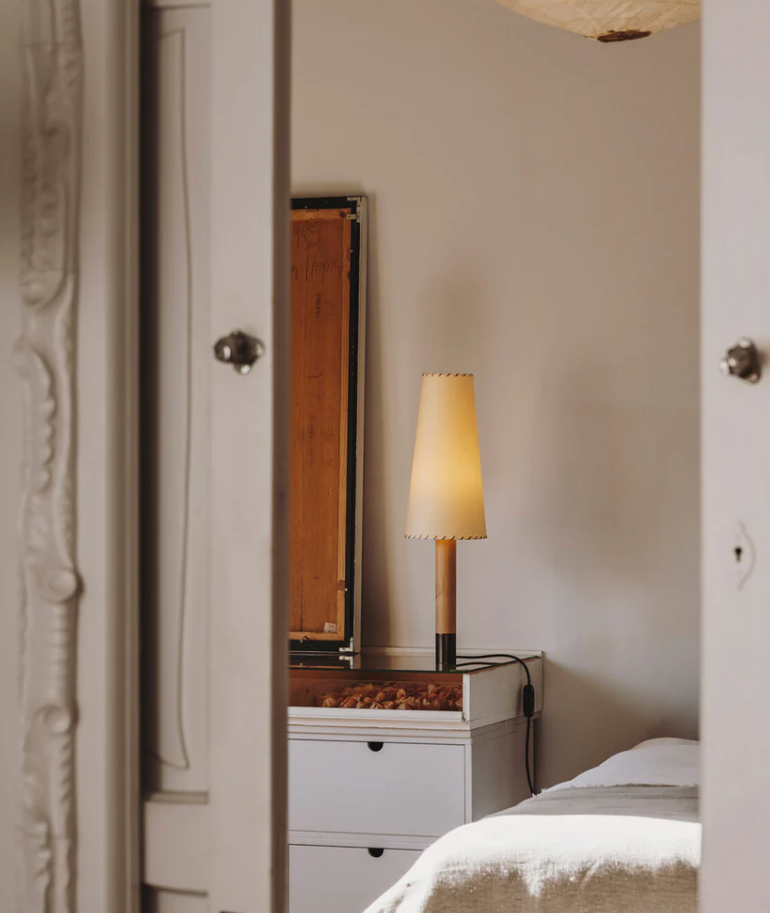 Stitched Beige Parchment Table Lamp Basica M2